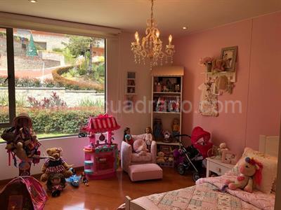 Apartamento de 3 alcobas en venta en Gratamira Campestre, Bogotá, 247 m² · foto 19 de 20