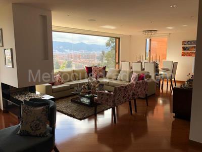 Apartamento de 3 alcobas en venta en Gratamira Campestre, Bogotá, 247 m² · foto 5 de 20