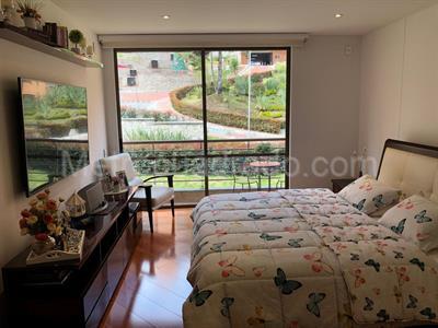Apartamento de 3 alcobas en venta en Gratamira Campestre, Bogotá, 247 m² · foto 6 de 20