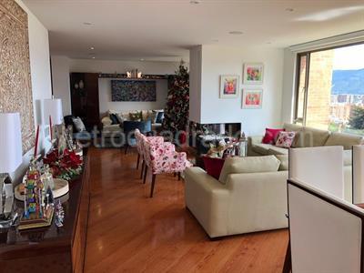 Apartamento de 3 alcobas en venta en Gratamira Campestre, Bogotá, 247 m² · foto 4 de 20