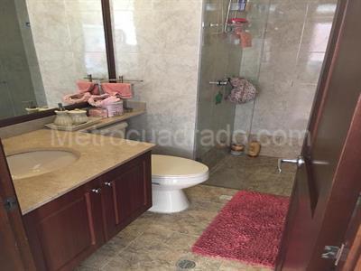 Apartamento de 3 alcobas en venta en Colina Campestre, Bogotá, 135 m² · foto 16 de 19