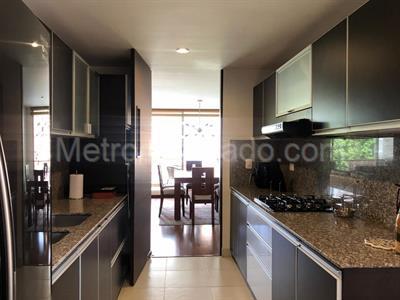 Apartamento de 3 alcobas en venta en Colina Campestre, Bogotá, 152 m² · foto 12 de 20