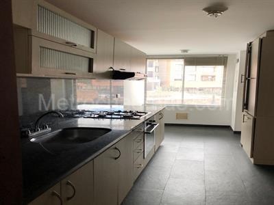 Apartamento en venta en La Colina Campestre, Bogotá · foto 7 de 17