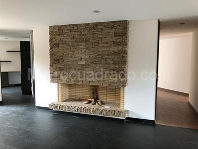 Apartamento en venta en La Colina Campestre, Bogotá · foto 5 de 17