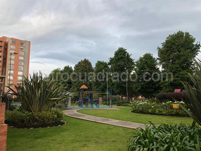 Apartamento de 3 alcobas en venta en Colina Campestre, Bogotá, 204 m² · foto 7 de 20
