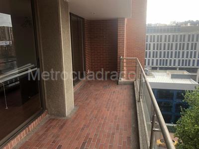 Apartamento de 3 alcobas en venta en Colina Campestre, Bogotá, 204 m² · foto 18 de 20