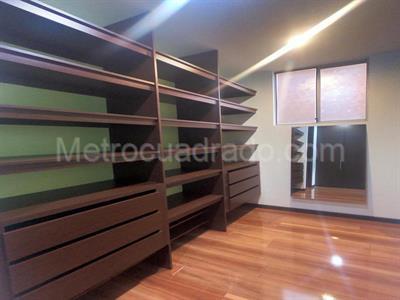 Apartamento de 3 alcobas en venta en Colina Campestre, Bogotá, 204 m² · foto 9 de 20
