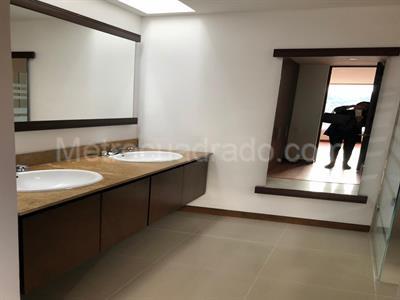 Apartamento de 3 alcobas en venta en Colina Campestre, Bogotá, 204 m² · foto 6 de 20