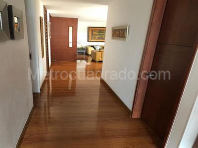 Apartamento de 3 alcobas en venta en Gratamira Campestre, Bogotá, 116 m² · foto 4 de 20