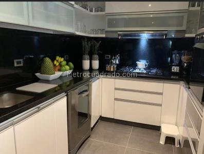 Apartamento de 3 alcobas en venta en Colina Campestre, Bogotá, 145 m² · foto 13 de 19