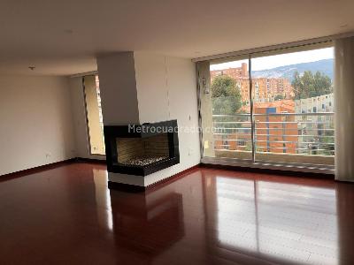 Apartamento de 4 alcobas en venta en Colina Campestre, Bogotá, 162 m² · foto 2 de 20