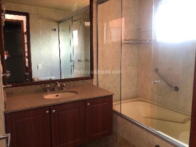 Apartamento de 3 alcobas en venta en Colina Campestre, Bogotá, 142 m² · foto 4 de 18