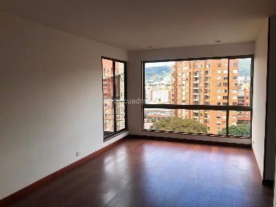 Apartamento de 3 alcobas en venta en Colina Campestre, Bogotá, 142 m² · foto 3 de 18