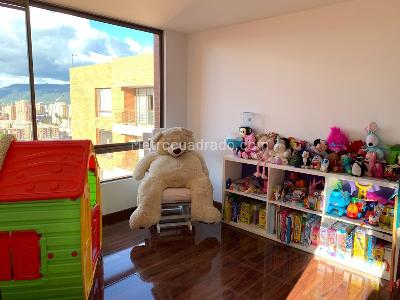 Apartamento de 3 alcobas en venta en Colina Campestre, Bogotá, 137 m² · foto 6 de 16