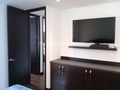 Apartamento de 3 alcobas en venta en Colina Campestre, Bogotá, 137 m² · foto 4 de 16