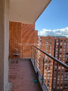 Apartamento de 3 alcobas en venta en Colina Campestre, Bogotá, 137 m² · foto 3 de 16