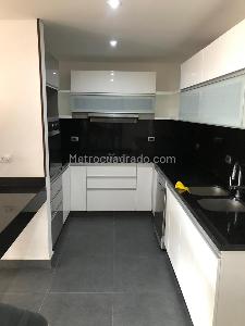 Apartamento de 3 alcobas en venta en Colina Campestre Alejandria, Bogotá, 145 m² · foto 14 de 15