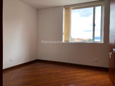 Apartamento de 3 alcobas en venta en Colina Campestre, Bogotá, 155 m² · foto 16 de 19