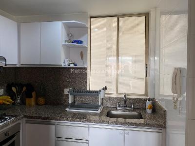 Apartamento de 3 alcobas en venta en Colina Gratamira, Bogotá, 116 m² · foto 12 de 20