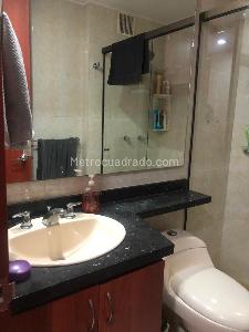Apartamento de 3 alcobas en venta en Colina Campestre, Bogotá, 132 m² · foto 15 de 18