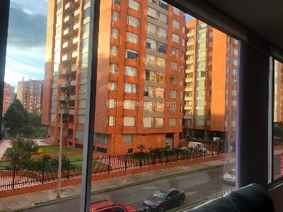 Apartamento de 3 alcobas en venta en Colina Campestre, Bogotá, 132 m² · foto 10 de 18