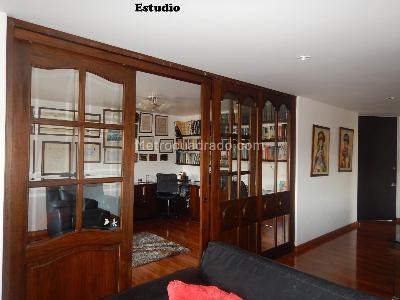 Apartamento de 3 alcobas en venta en Colina Gratamira, Bogotá, 200 m² · foto 5 de 20