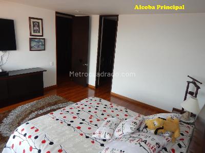 Apartamento de 3 alcobas en venta en Colina Gratamira, Bogotá, 200 m² · foto 12 de 20