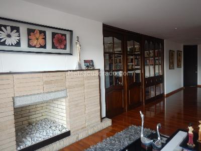 Apartamento de 3 alcobas en venta en Colina Gratamira, Bogotá, 200 m² · foto 9 de 20