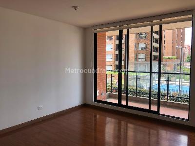 Apartamento de 3 alcobas en venta en Mazuren Colina, Bogotá, 117 m² · foto 4 de 20