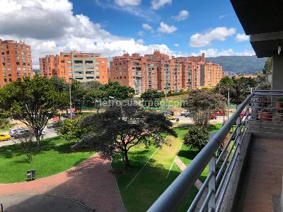 Apartamento de 4 alcobas en venta en Colina Campestre, Bogotá, 162 m² · foto 2 de 20