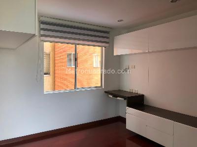 Apartamento de 4 alcobas en venta en Colina Campestre, Bogotá, 162 m² · foto 9 de 20