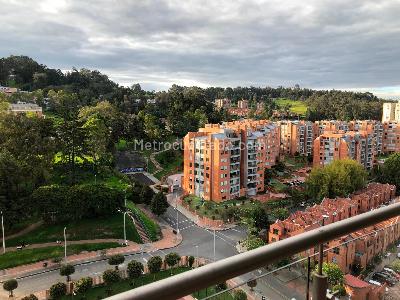 Apartamento de 3 alcobas en venta en Gratamira Colina Campestre, Bogotá, 208 m² · foto 19 de 20