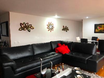 Apartamento de 3 alcobas en venta en Gratamira Colina Campestre, Bogotá, 208 m² · foto 3 de 20