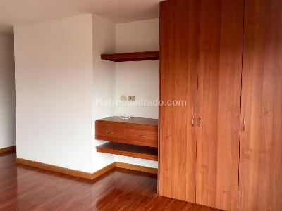 Apartamento de 3 alcobas en venta en Colina Campestre, Bogotá, 123 m² · foto 18 de 20