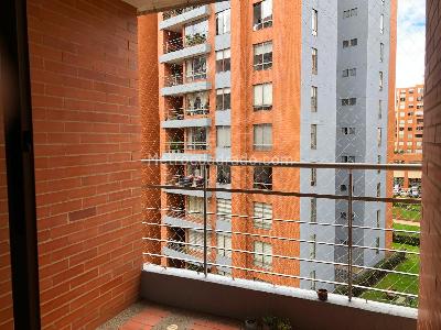 Apartamento de 3 alcobas en venta en Mazuren Colina, Bogotá, 105 m² · foto 19 de 20