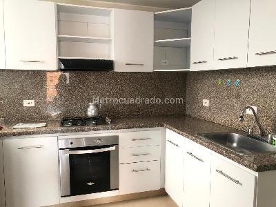 Apartamento de 3 alcobas en venta en Mazuren Colina, Bogotá, 105 m² · foto 2 de 20