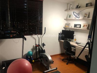 Apartamento de 3 alcobas en venta en Colina Campestre, Bogotá, 93 m² · foto 9 de 18
