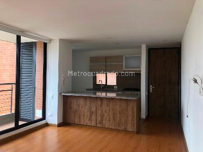 Apartamento de 1 alcoba en venta en Mazuren Colina, Bogotá, 59 m² · foto 2 de 19