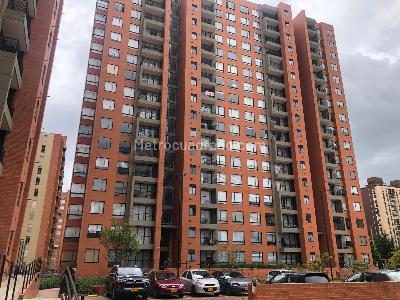 Apartamento de 1 alcoba en venta en Mazuren Colina, Bogotá, 59 m² · foto 4 de 19