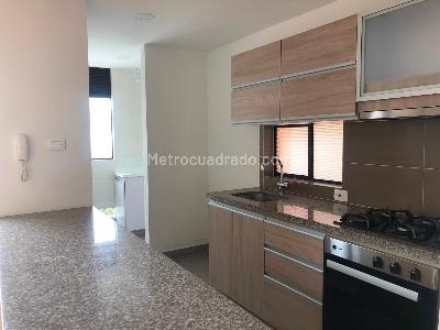 Apartamento de 1 alcoba en venta en Mazuren Colina, Bogotá, 59 m² · foto 9 de 19