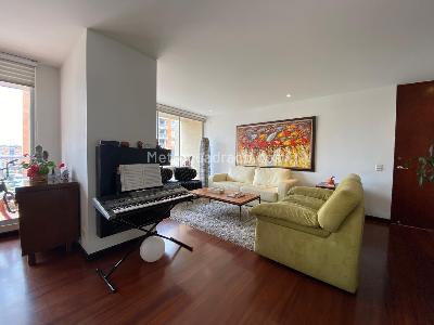 Apartamento de 3 alcobas en venta en Colina Campestre, Bogotá, 135 m² · foto 3 de 17