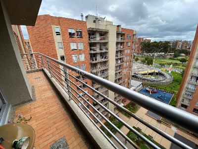 Apartamento de 3 alcobas en venta en Colina Campestre, Bogotá, 135 m² · foto 2 de 17