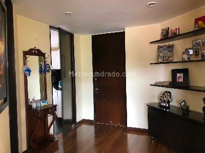 Apartamento de 3 alcobas en venta en Colina Gratamira, Bogotá, 197 m² · foto 16 de 20
