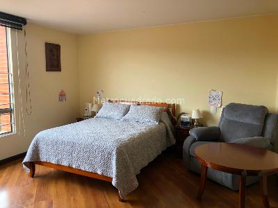 Apartamento de 3 alcobas en venta en Colina Gratamira, Bogotá, 197 m² · foto 9 de 20