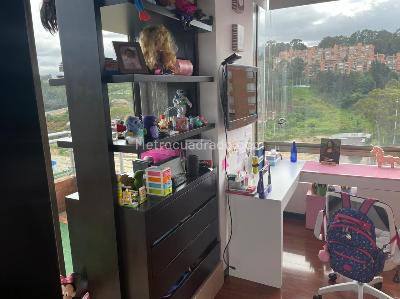 Apartamento de 3 alcobas en venta en Gratamira Campestre, Bogotá, 204 m² · foto 11 de 20