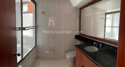 Casa de 3 alcobas en venta en Colina Mazuren, Bogotá, 170 m² · foto 5 de 20