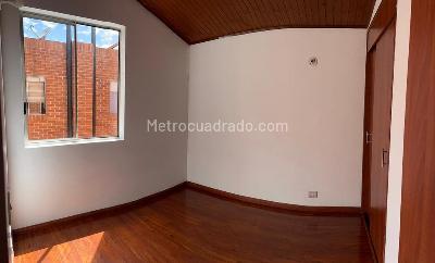 Casa de 3 alcobas en venta en Colina Mazuren, Bogotá, 170 m² · foto 7 de 20