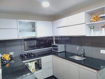 Apartamento de 3 alcobas en venta en Colina Mazuren, Bogotá, 103 m² · foto 7 de 20