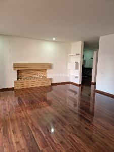 Apartamento de 3 alcobas en venta en Colina Campestre, Bogotá, 137 m² · foto 3 de 19
