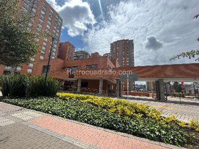 Apartamento de 3 alcobas en venta en Colina Campestre, Bogotá, 162 m² · foto 2 de 19